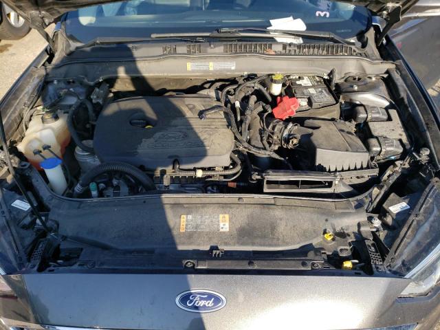 3FA6P0HD2HR348395 - 2017 FORD FUSION SE GRAY photo 11