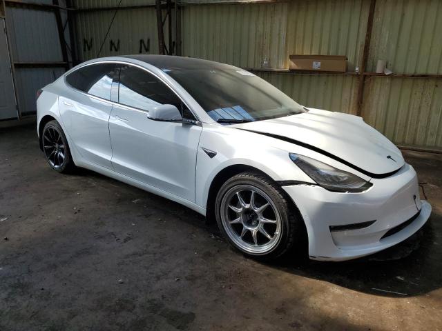 5YJ3E1EB7LF643238 - 2020 TESLA MODEL 3 WHITE photo 4