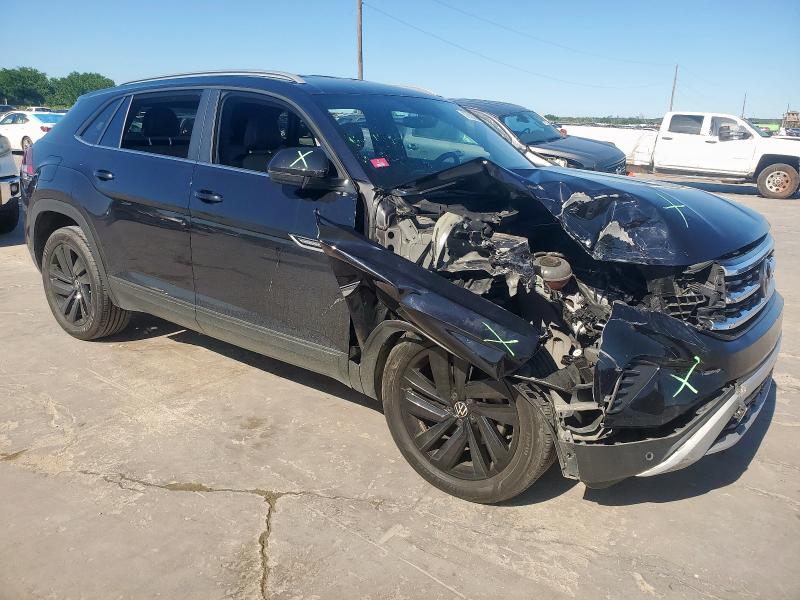 1V2WE2CA5NC200212 - 2022 VOLKSWAGEN ATLAS CROS SE BLACK photo 4