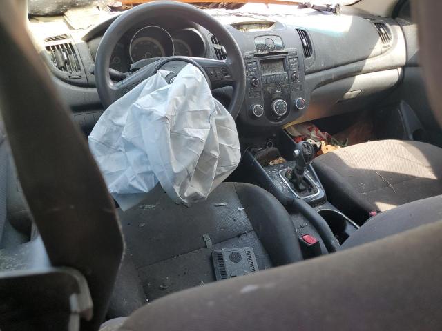 KNAFU4A2XC5644891 - 2012 KIA FORTE EX GRAY photo 8