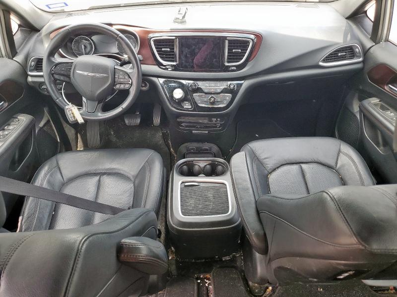 2C4RC1EG4KR748981 - 2019 CHRYSLER PACIFICA TOURING L PLUS SILVER photo 8