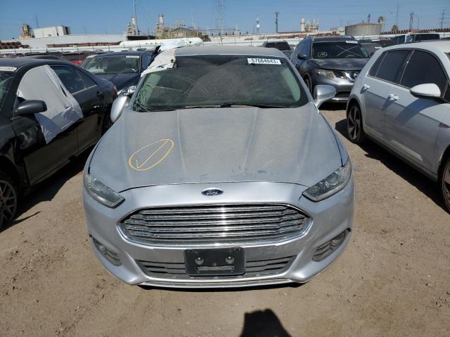 3FA6P0H90FR268683 - 2015 FORD FUSION SE BLACK photo 5