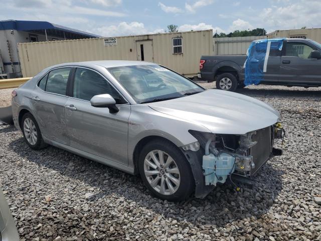 4T1B11HK5KU258474 - 2019 TOYOTA CAMRY L SILVER photo 4