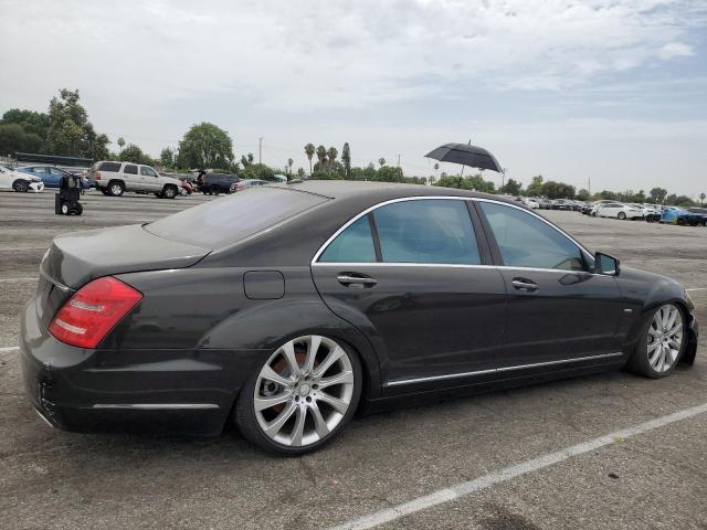 WDDNG7DB5CA447109 - 2012 MERCEDES-BENZ S 550 BLACK photo 3