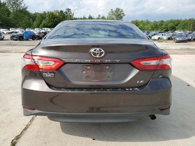 4T1B11HK6JU107500 - 2018 TOYOTA CAMRY L BROWN photo 6