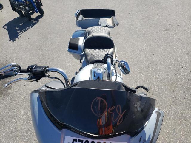 1HD1KHC19PB614026 - 2023 HARLEY-DAVIDSON FLTRX 银色 照片 5