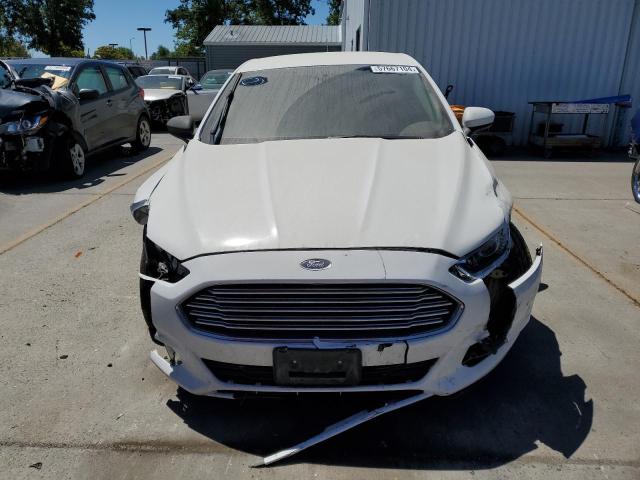 1FA6P0G78G5119863 - 2016 FORD FUSION S WHITE photo 5