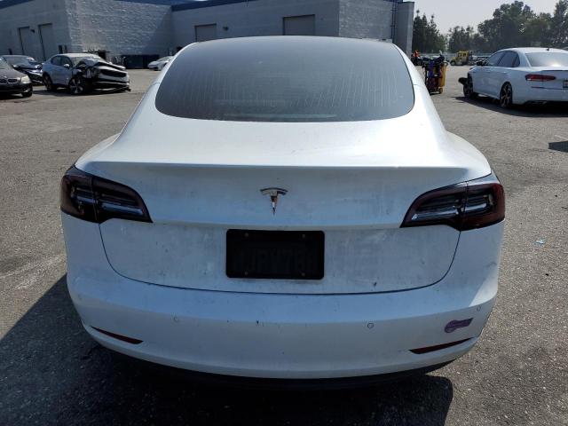 5YJ3E1EA3JF162617 - 2018 TESLA MODEL 3 WHITE photo 6