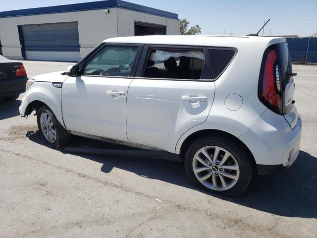 KNDJP3A59H7465598 - 2017 KIA SOUL + WHITE photo 2