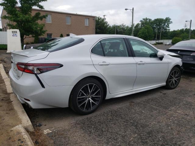 4T1G11AK5PU163839 - 2023 TOYOTA CAMRY SE NIGHT SHADE WHITE photo 3