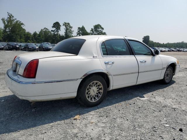 1LNHM82W5XY651008 - 1999 LINCOLN TOWN CAR SIGNATURE WHITE photo 3