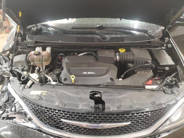 2C4RC1BG2JR252810 - 2018 CHRYSLER PACIFICA TOURING L BLACK photo 12