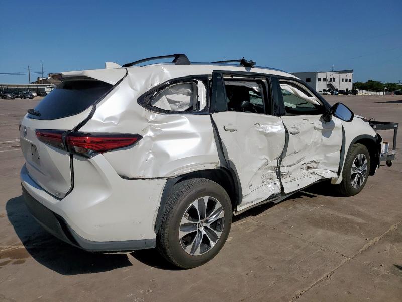 5TDGZRAH6MS051275 - 2021 TOYOTA HIGHLANDER XLE 白色 照片 3