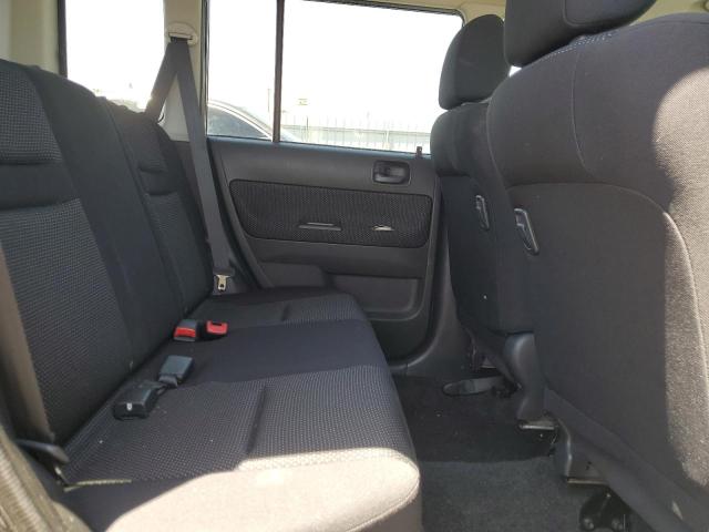 JTLKT324650211507 - 2005 TOYOTA SCION XB BLACK photo 10