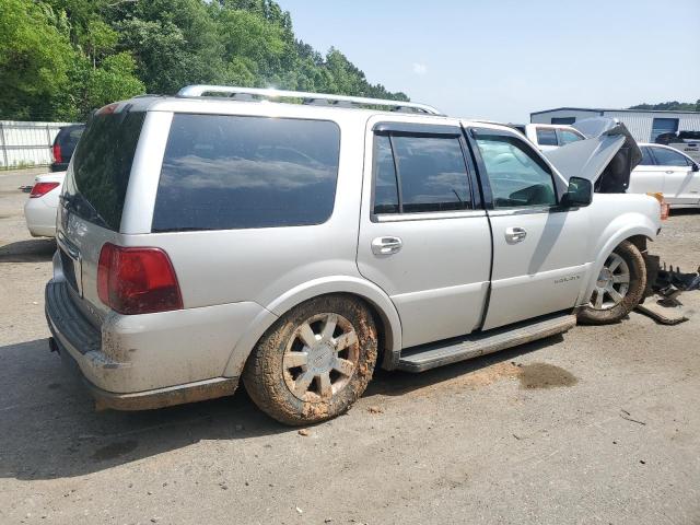 5LMFU275X6LJ17581 - 2006 LINCOLN NAVIGATOR SILVER photo 3