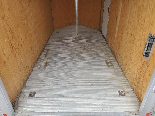 1YGAE1214JB171407 - 2018 ALUMA UNKNOWN TWO TONE photo 5