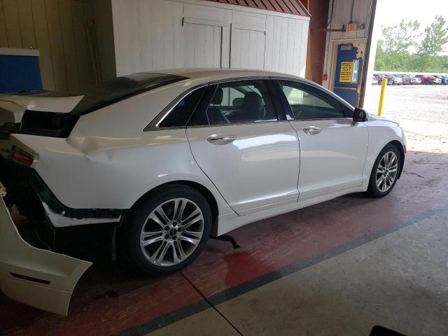 3LN6L2J97ER825269 - 2014 LINCOLN MKZ WHITE photo 3