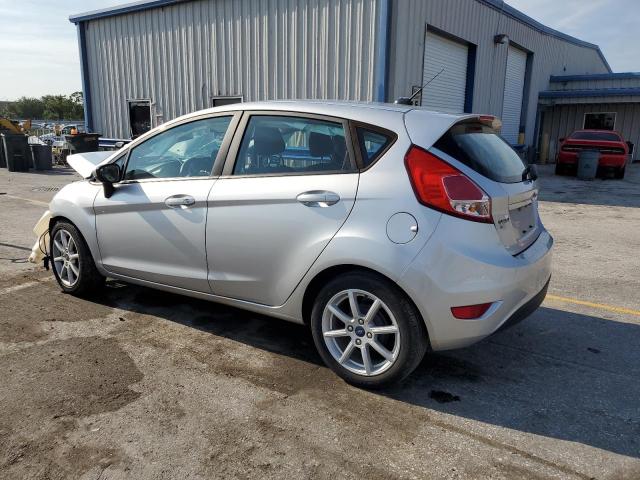 3FADP4EJ3KM105868 - 2019 FORD FIESTA SE SILVER photo 2