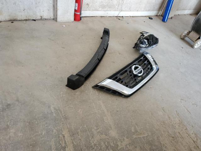 5N1DR2MM4JC649148 - 2018 NISSAN PATHFINDER S RED photo 13