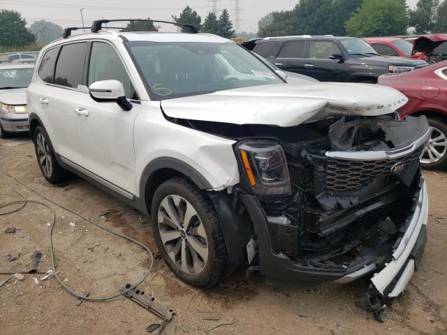 5XYP3DHC7LG067785 - 2020 KIA TELLURIDE EX WHITE photo 4