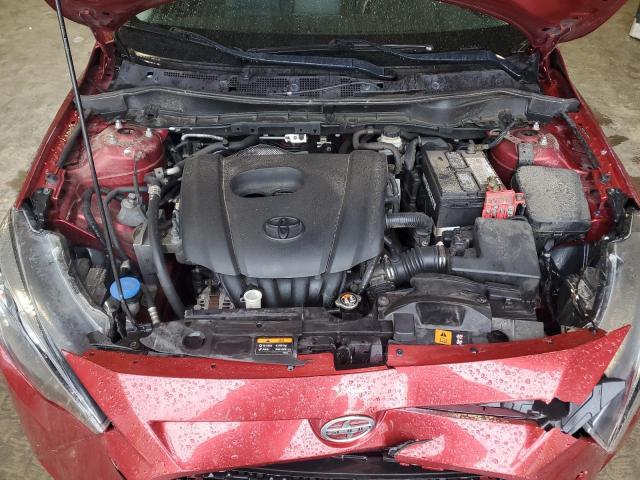3MYDLBZV1GY103500 - 2016 TOYOTA SCION IA RED photo 11