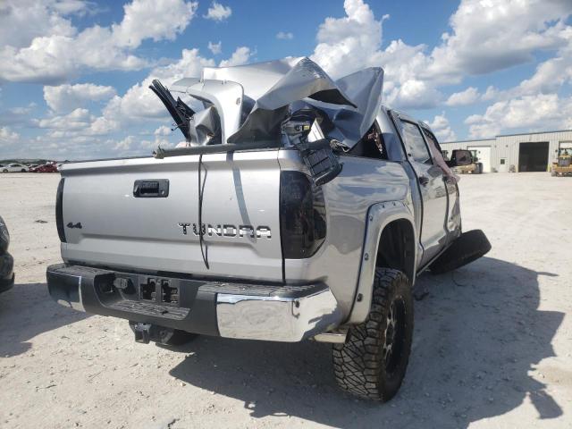 5TFDW5F18GX523362 - 2016 TOYOTA TUNDRA CREWMAX SR5 SILVER photo 4