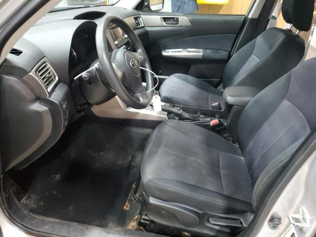 JF2SH6BC5AH780917 - 2010 SUBARU FORESTER XS Silber Foto 7
