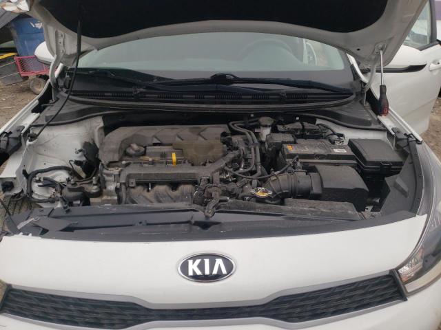 3KPA24AD4LE274420 - 2020 KIA RIO LX WHITE photo 11