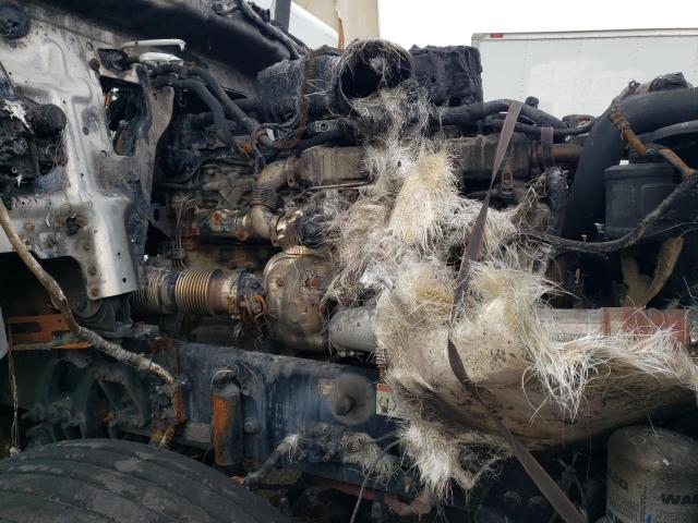 3AKJHLDRXNDNF8318 - 2022 FREIGHTLINER CASCADIA 1 WHITE photo 9