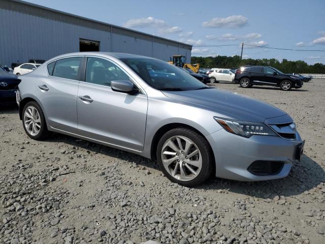 19UDE2F31JA004832 - 2018 ACURA ILX BASE WATCH PLUS SILVER photo 4