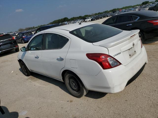 3N1CN7APXKL831775 - 2019 NISSAN VERSA S WHITE photo 2