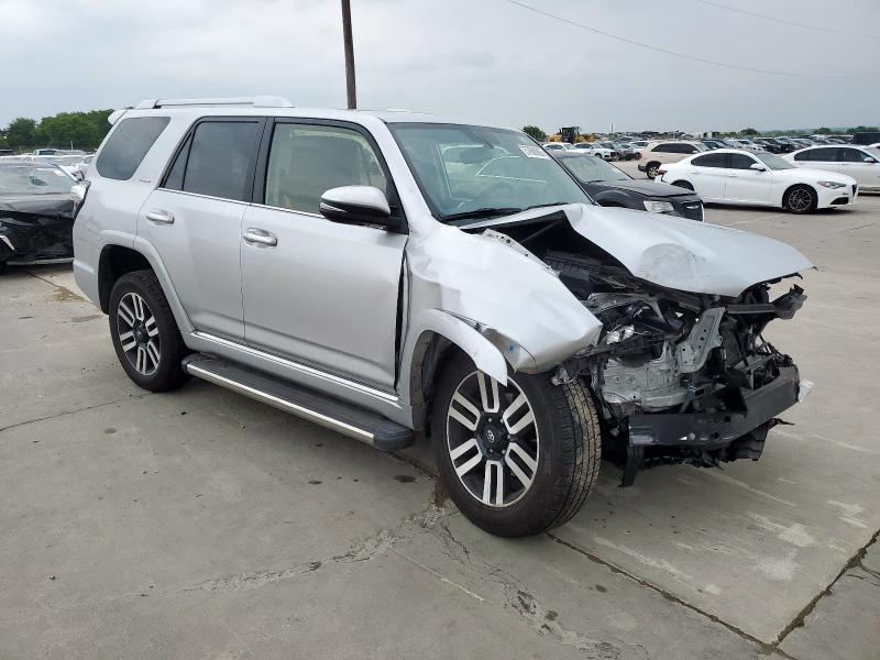 JTEZU5JR9J5166264 - 2018 TOYOTA 4RUNNER SR5 SILVER photo 4