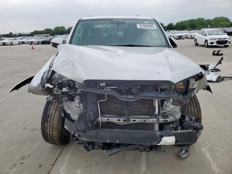 JTEZU5JR9J5166264 - 2018 TOYOTA 4RUNNER SR5 SILVER photo 5