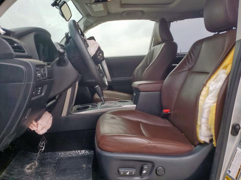 JTEZU5JR9J5166264 - 2018 TOYOTA 4RUNNER SR5 SILVER photo 7