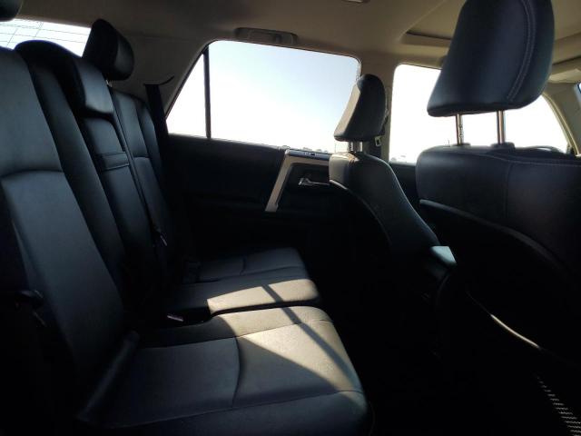 JTEBU5JR2J5520630 - 2018 TOYOTA 4RUNNER SR5/SR5 PREMIUM 银色 照片 11