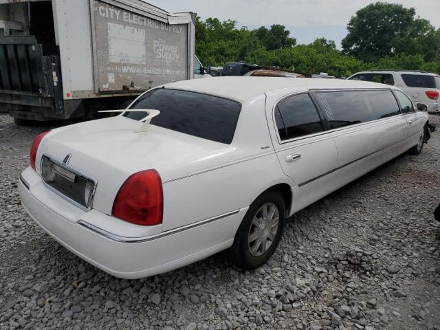 2L1FM88W68X644375 - 2008 LINCOLN TOWN CAR EXECUTIVE WHITE photo 3