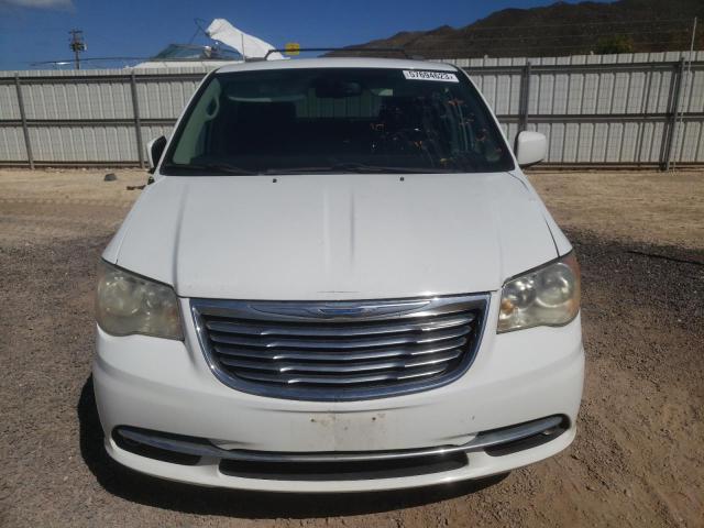 2C4RC1BGXER307154 - 2014 CHRYSLER TOWN & COU TOURING WHITE photo 5