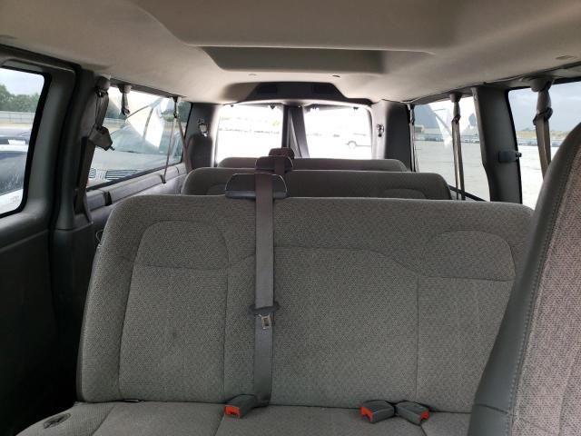 1GAZGPFG7H1287271 - 2017 CHEVROLET EXPRESS G3 LT WHITE photo 10