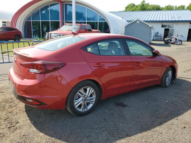 5NPD84LF3LH517057 - 2020 HYUNDAI ELANTRA SEL RED photo 3