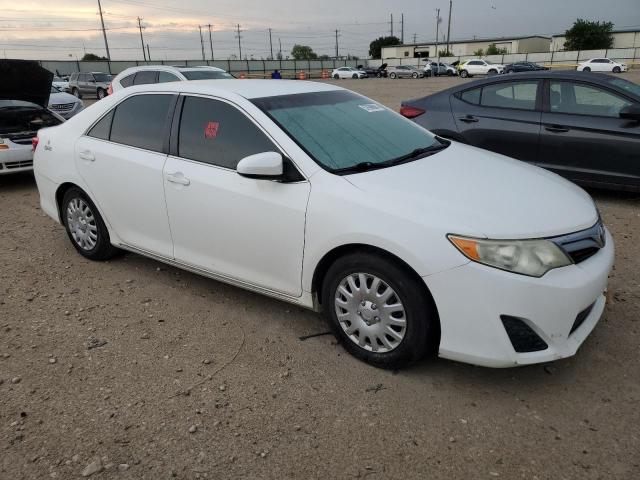 4T4BF1FK8DR278974 - 2013 TOYOTA CAMRY L WHITE photo 4