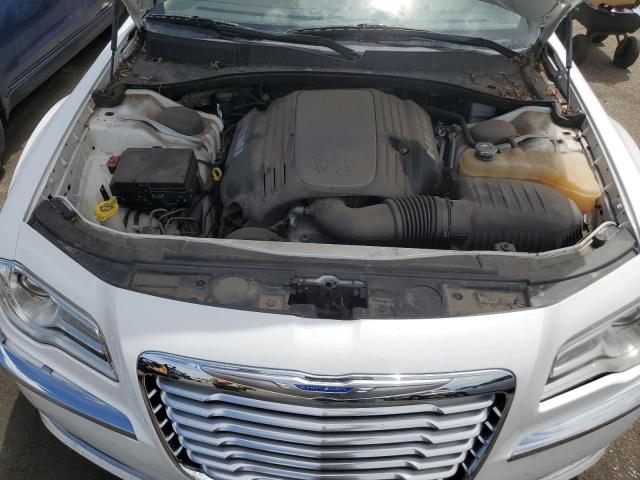 2C3CCAKT9DH564642 - 2013 CHRYSLER 300 C WHITE photo 11