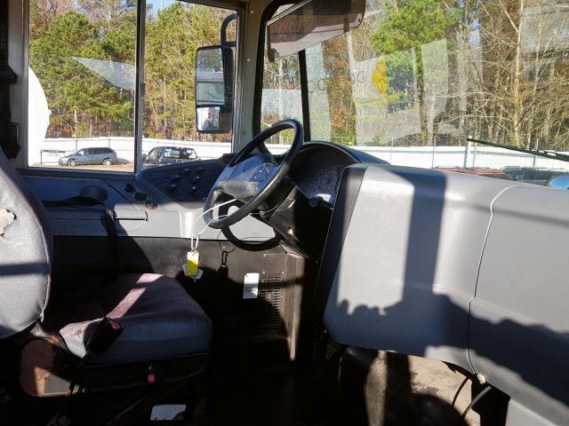 4DRBUAAN85A982421 - 2005 IC CORPORATION 3000  photo 5