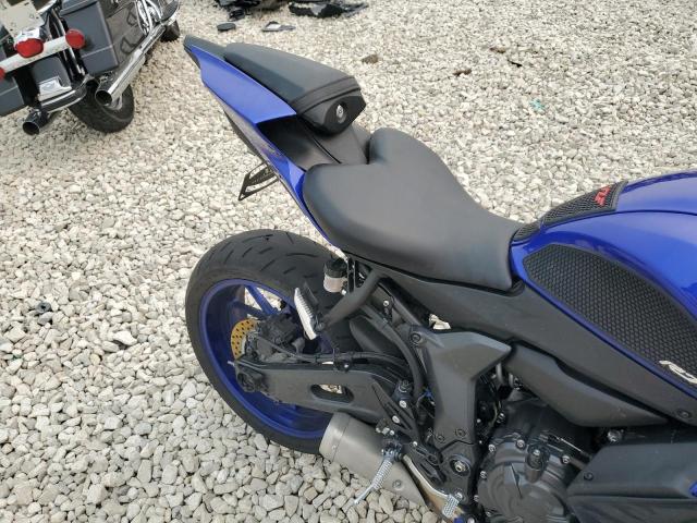 JYARM38E0NA004205 - 2022 YAMAHA YZFR7 BLUE photo 6