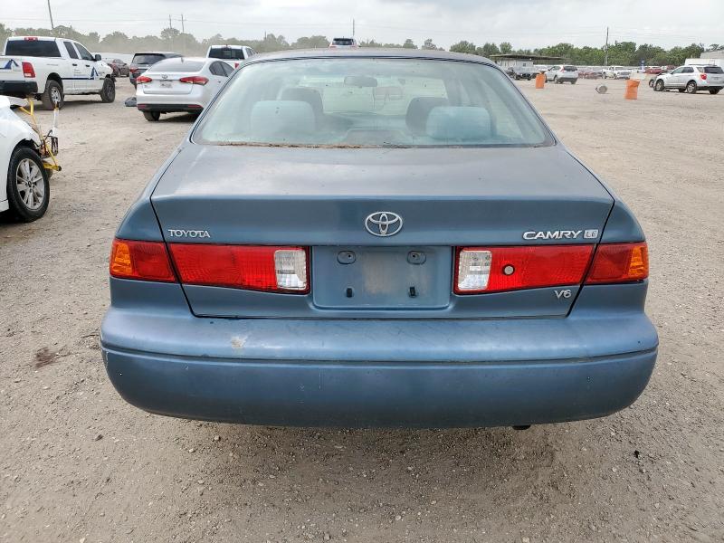 JT2BF22K510301648 - 2001 TOYOTA CAMRY CE Blau Foto 6