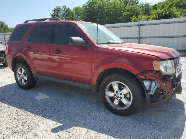 1FMCU0D72CKC81568 - 2012 FORD ESCAPE XLT RED photo 4