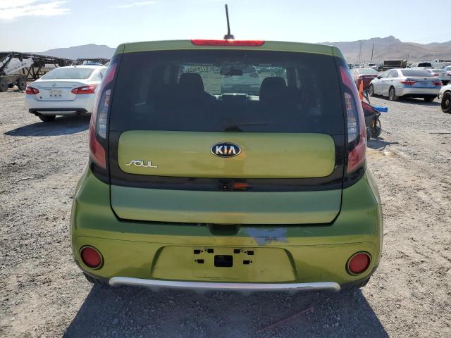 KNDJP3A50J7892612 - 2018 KIA SOUL + GREEN photo 6