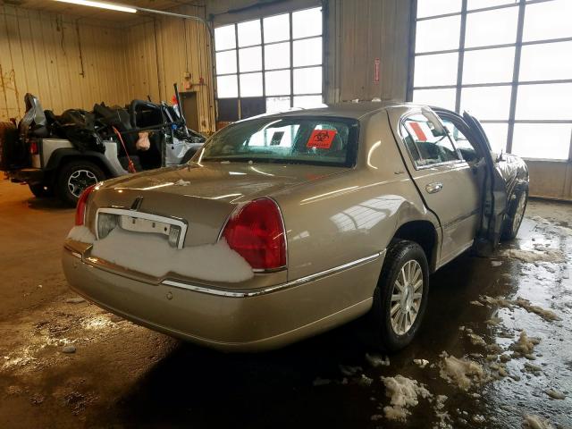1LNHM81W04Y662947 - 2004 LINCOLN TOWN CAR EXECUTIVE  photo 4