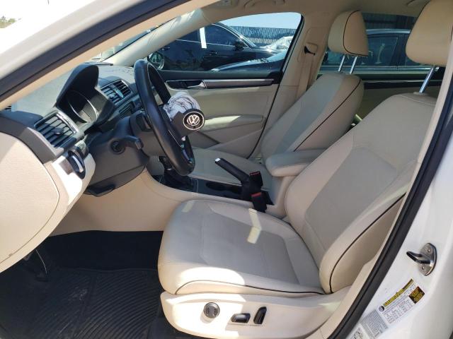 1VWDT7A35HC054010 - 2017 VOLKSWAGEN PASSAT R-LINE Weiß Foto 7