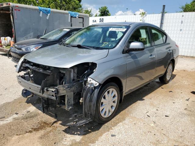 3N1CN7AP6CL879937 - 2012 NISSAN VERSA S 银色 照片 1