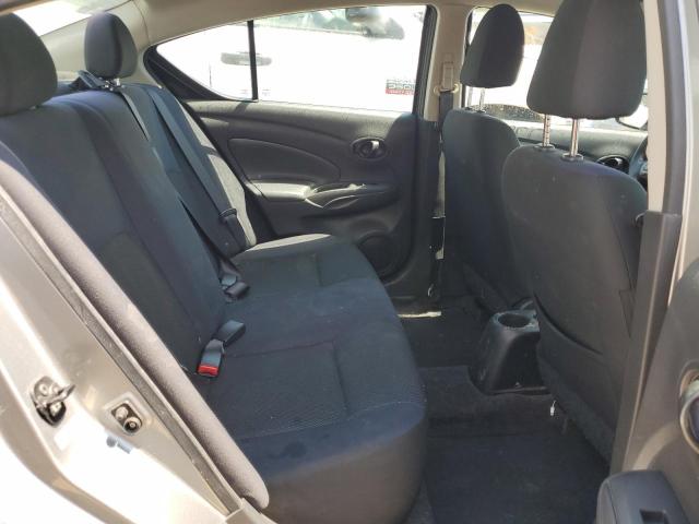 3N1CN7AP6CL879937 - 2012 NISSAN VERSA S 银色 照片 10